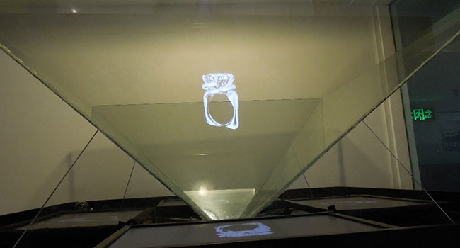 博物館展廳設(shè)計(jì)中全息展示柜和傳統(tǒng)展示柜的區(qū)別插圖(3) 博物館展廳設(shè)計(jì)中全息展示柜和傳統(tǒng)展示柜的區(qū)別插圖(3)